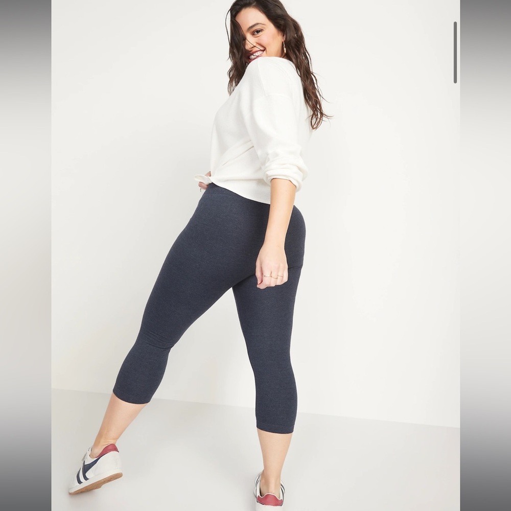 -🌼3/$30🌼NWT Old Navy Cropped High Rise Leggings Size Medium